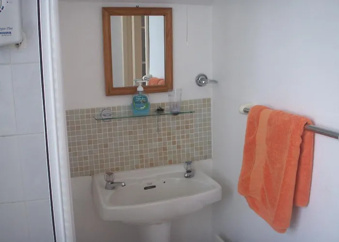 Πανσιόν Toomullin House 3*